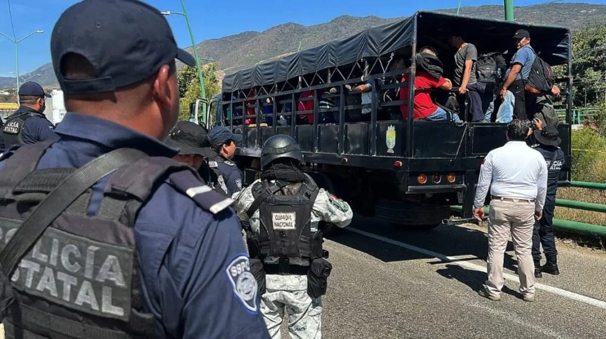 Procesan a 4 personas por presunto fraude por tráfico de migrantes en Ecuador Procesan a 4 personas por presunto fraude por tráfico de migrantes en Ecuador