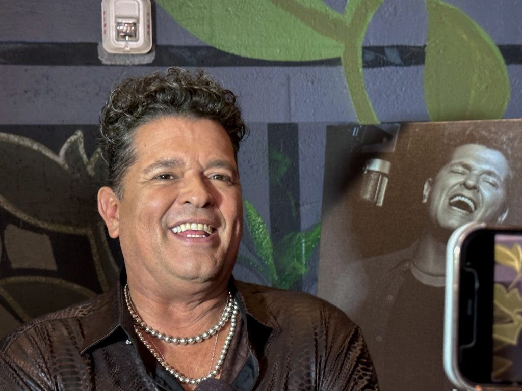 Carlos Vives, Shakira y Alejandro Fernández reclaman papel pionero de fusiones musicales Carlos Vives, Shakira y Alejandro Fernández reclaman papel pionero de fusiones musicales