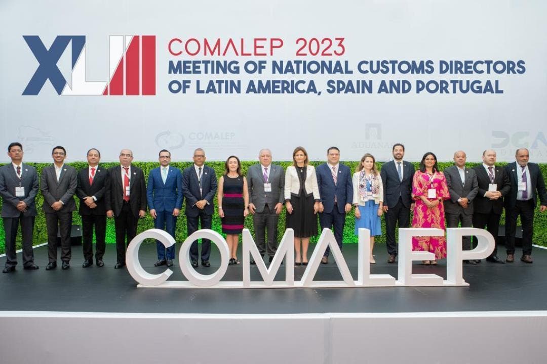 Directivos iberoamericanos analizan el impacto de las nuevas tendencias comerciales en las aduanas Directivos iberoamericanos analizan el impacto de las nuevas tendencias comerciales en las aduanas