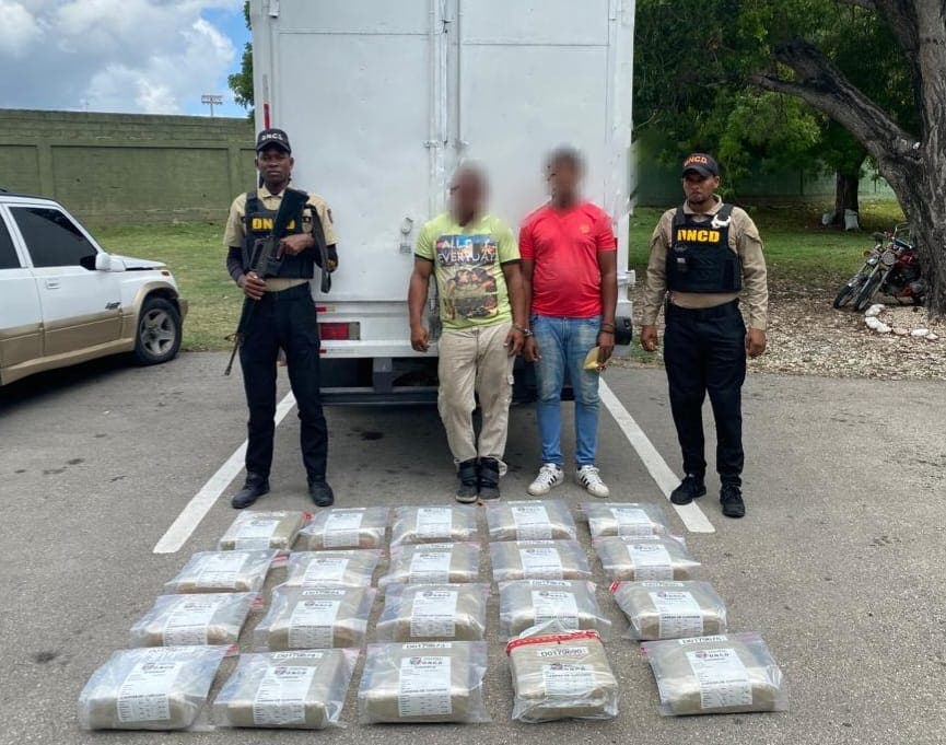 Dos detenidos con 200 kilos de marihuana en Barahona
