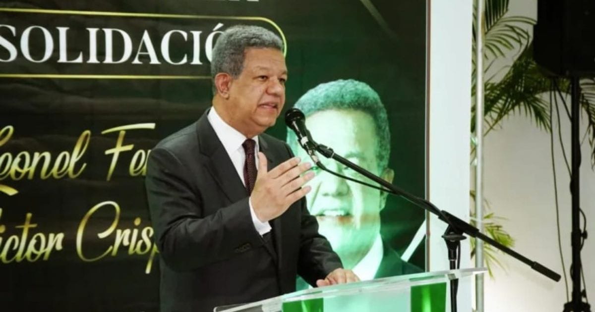 El candidato presidencial Leonel Fernández se refiere a conversaciones informales sobre acuerdos electorales entre la Fuerza del Pueblo y otros partidos