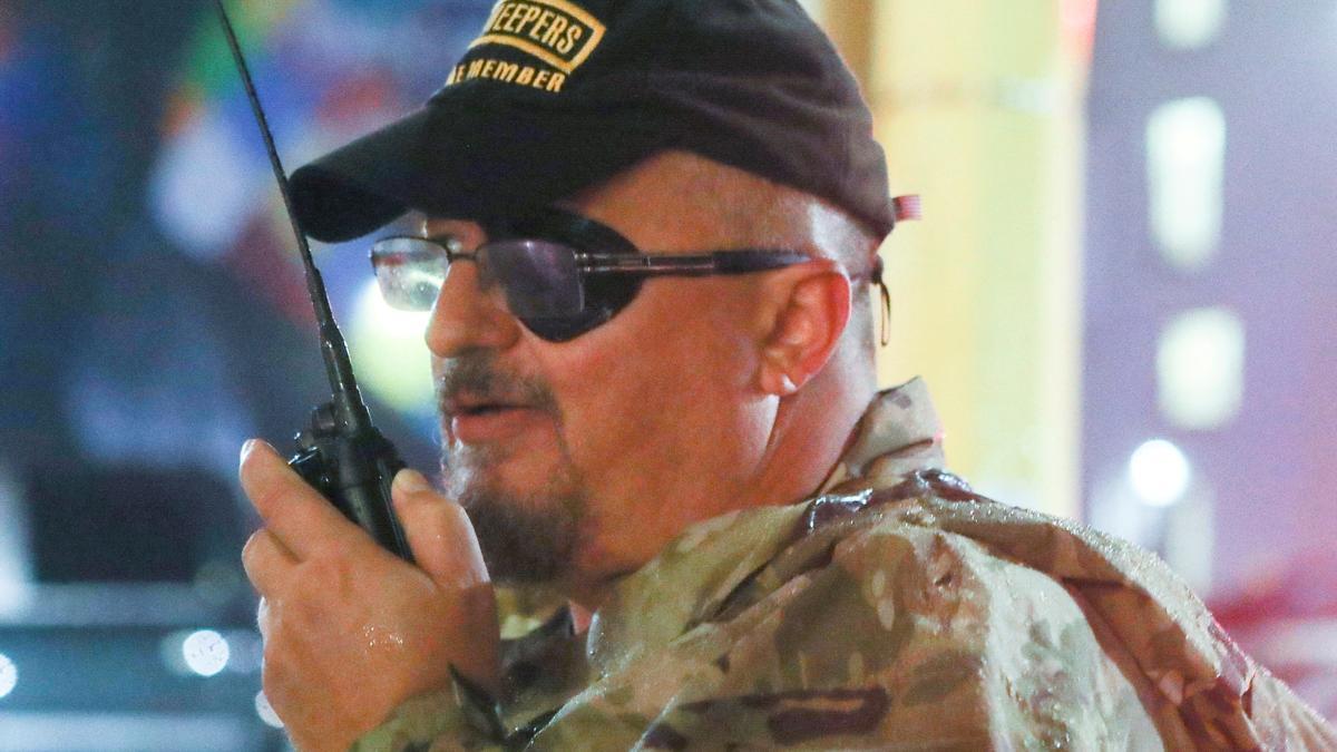 El fundador de la milicia Oath Keepers, sentenciado a 18 años de cárcel por el asalto al Capitolio