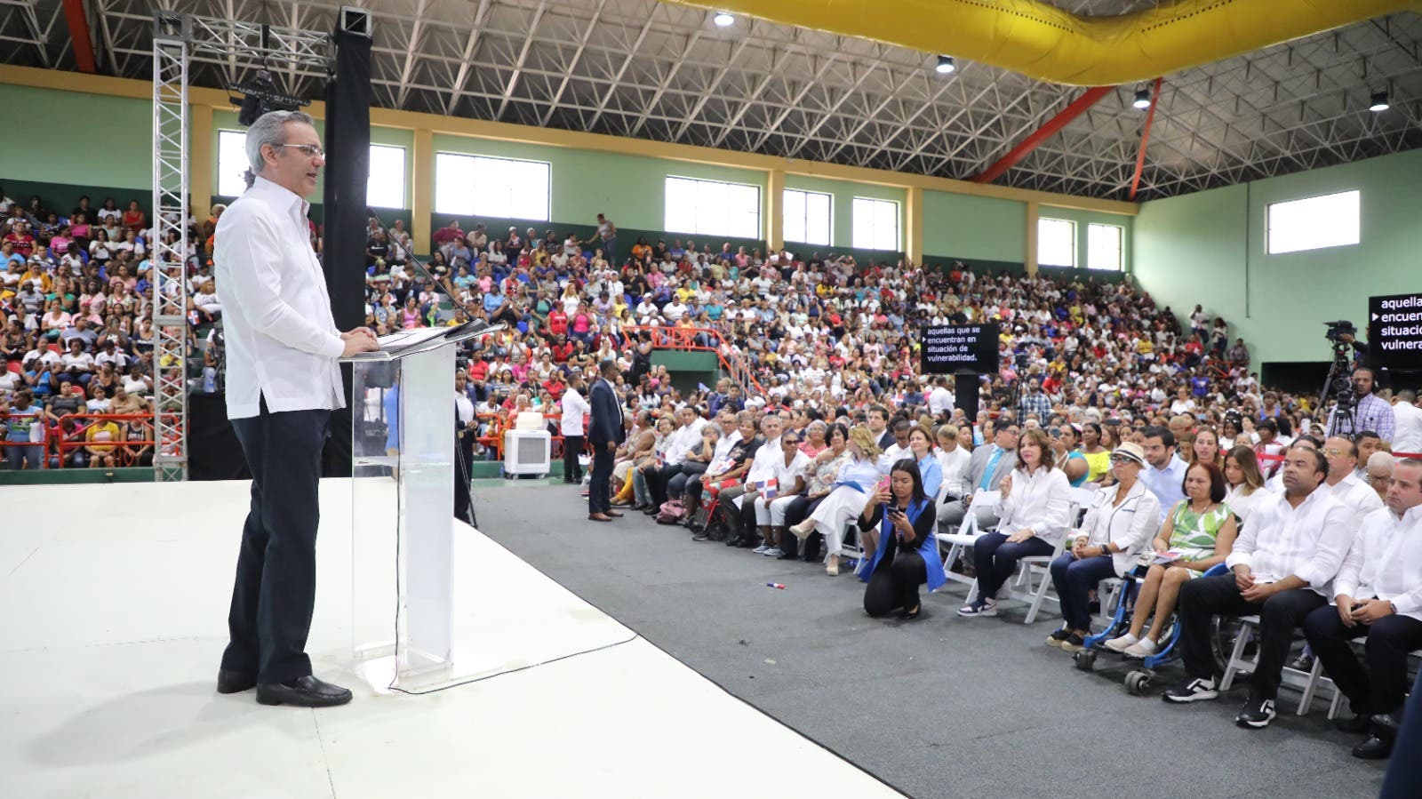 Gobierno entregará bono de 1.500 pesos a un millón de madres