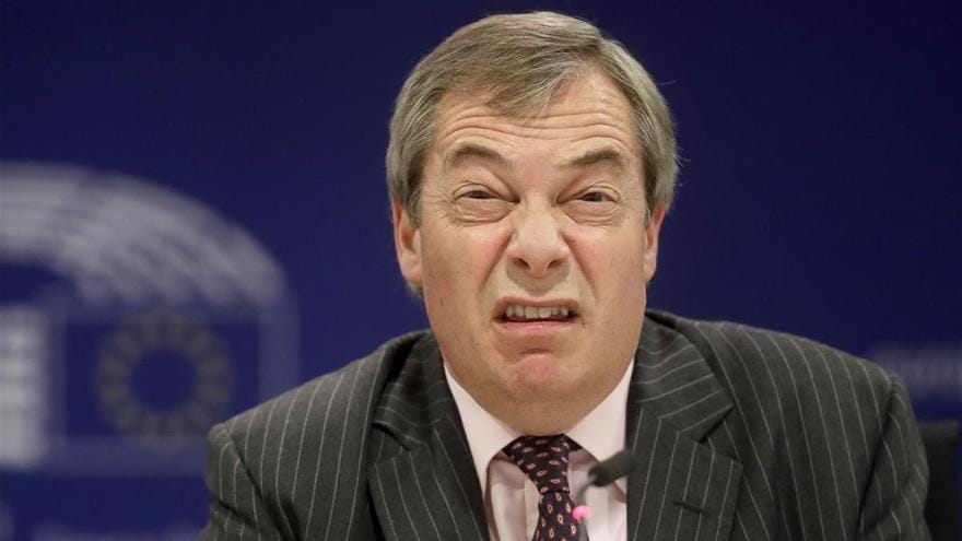 Limón & vinagre | Nigel Farage: el fracaso ante el espejo, por Emma Riverola