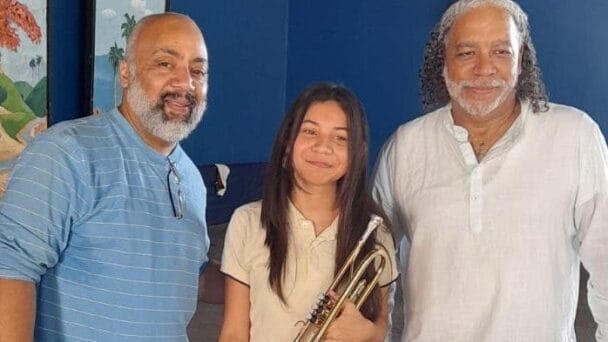 Niccole Meza se destaca en el jazz como trompetista