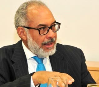 Persio: Los gobiernos deberían ser aliados del periodismo de investigación en lugar de perseguirlo y acosarlo