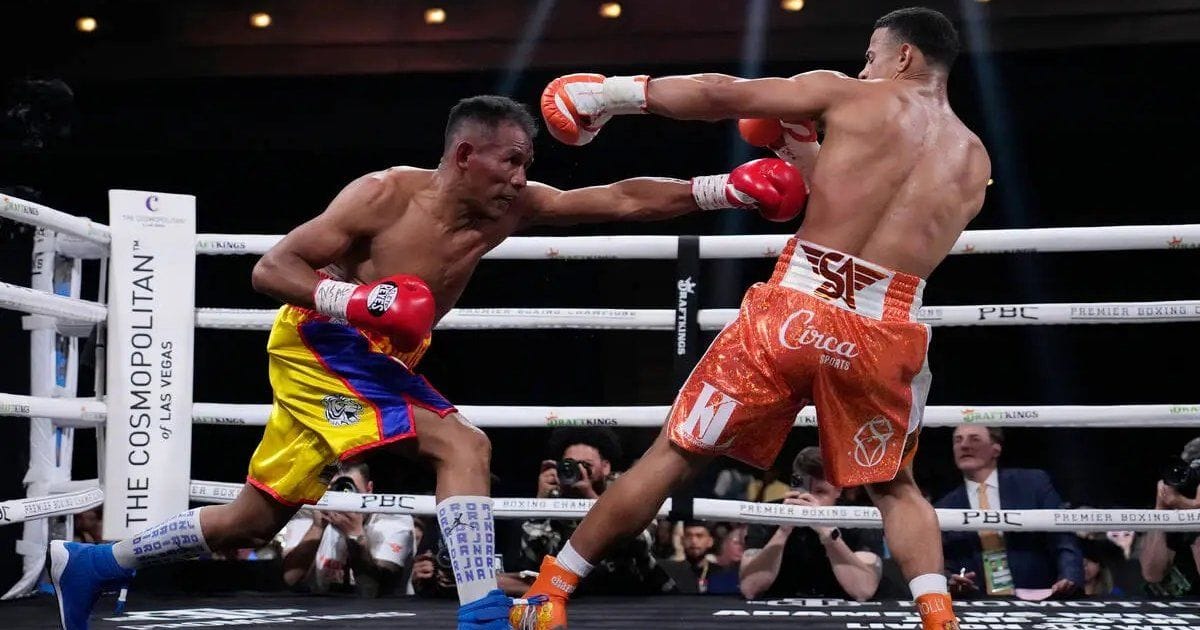 Venezolano Barroso sufre polémica derrota por título superligero Venezolano Barroso sufre polémica derrota por título superligero