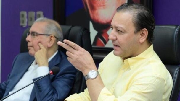 Abel Martínez encabeza reunión con su equipo técnico para elaborar Programa de Gobierno