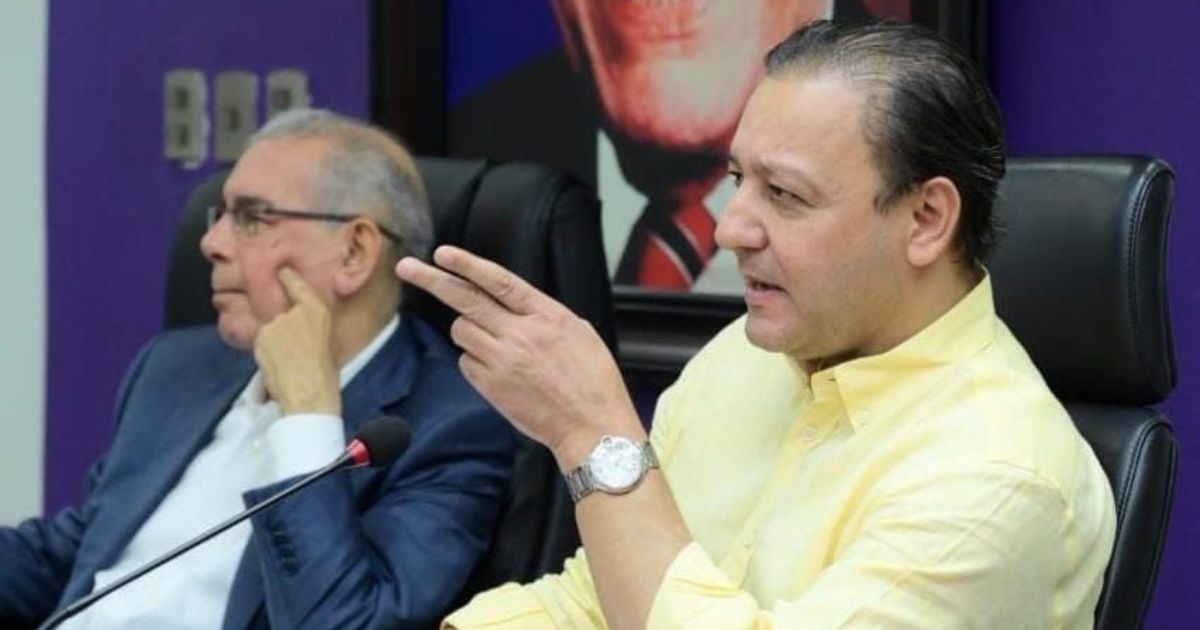 Abel Martínez encabeza reunión con su equipo técnico para elaborar Programa de Gobierno Abel Martínez encabeza reunión con su equipo técnico para elaborar Programa de Gobierno