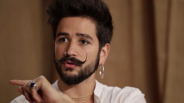 Camilo exalta la música regional mexicana y su contagiosa alegría