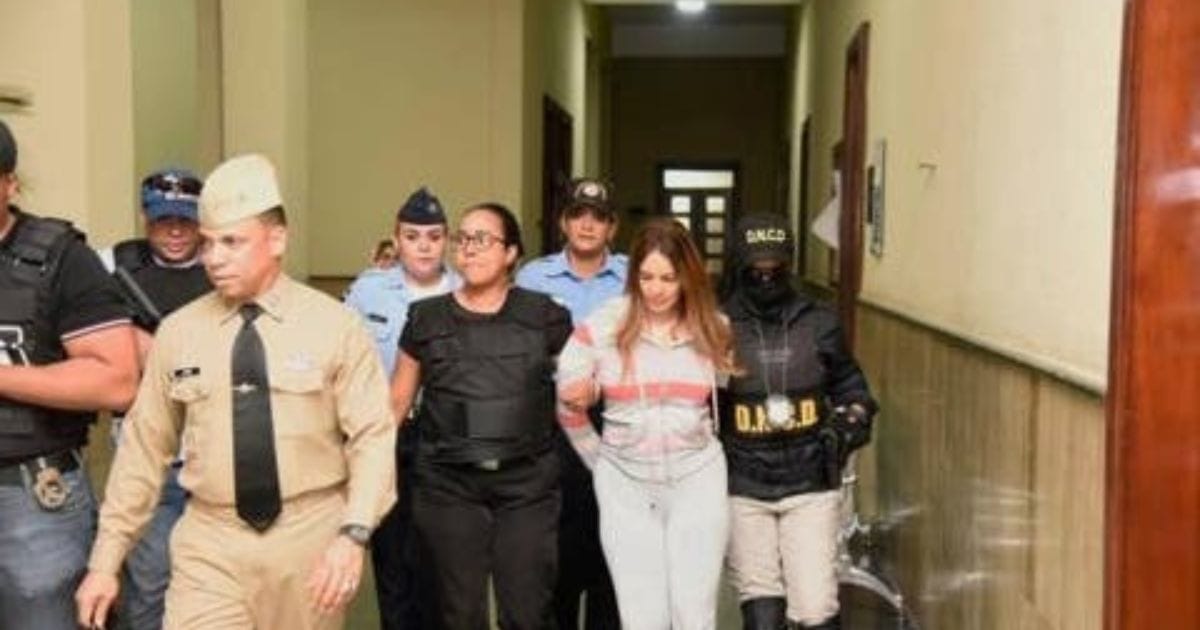 Diez miembros de la red criminal liderada por César Emilio Peralta condenados a penas suspendidas Diez miembros de la red criminal liderada por César Emilio Peralta condenados a penas suspendidas
