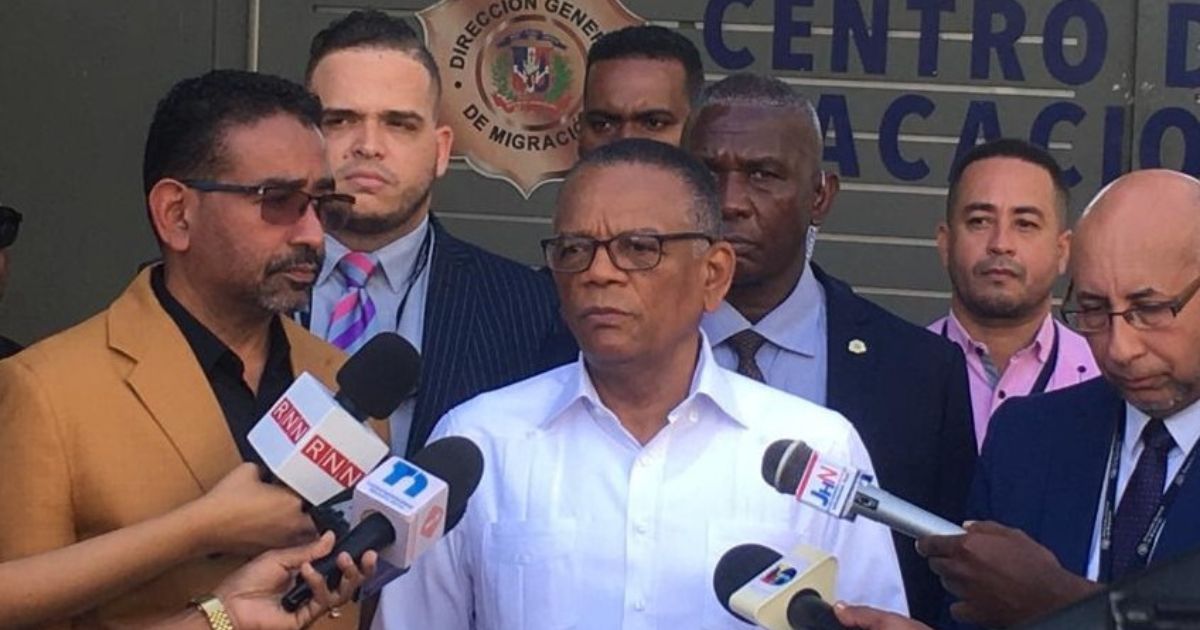 Director de Migración toma medidas tras rumores de anomalías en Centro de Retención