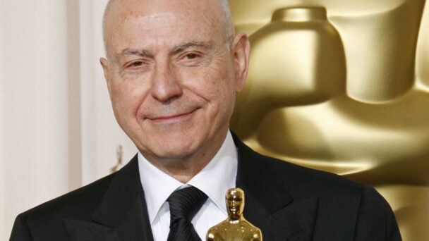 Fallece a los 89 años el actor Alan Arkin, ganador de un Óscar por “Little Miss Sunshine»