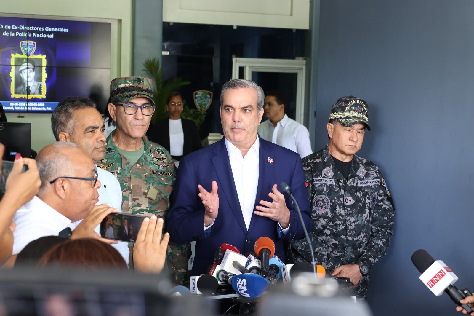 Homicidios disminuyeron en junio, informa presidente Abinader Homicidios disminuyeron en junio, informa presidente Abinader