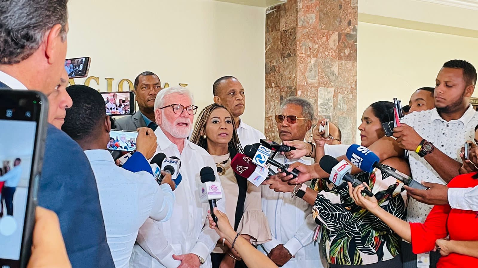 Iglesias evangélicas exigen aprobación del Código Penal