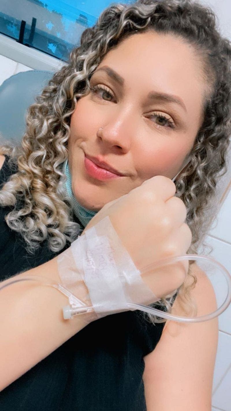 “Me diagnosticaron esclerosis múltiple a los 26 años”: por qué esta enfermedad afecta más a mujeres jóvenes “Me diagnosticaron esclerosis múltiple a los 26 años”: por qué esta enfermedad afecta más a mujeres jóvenes