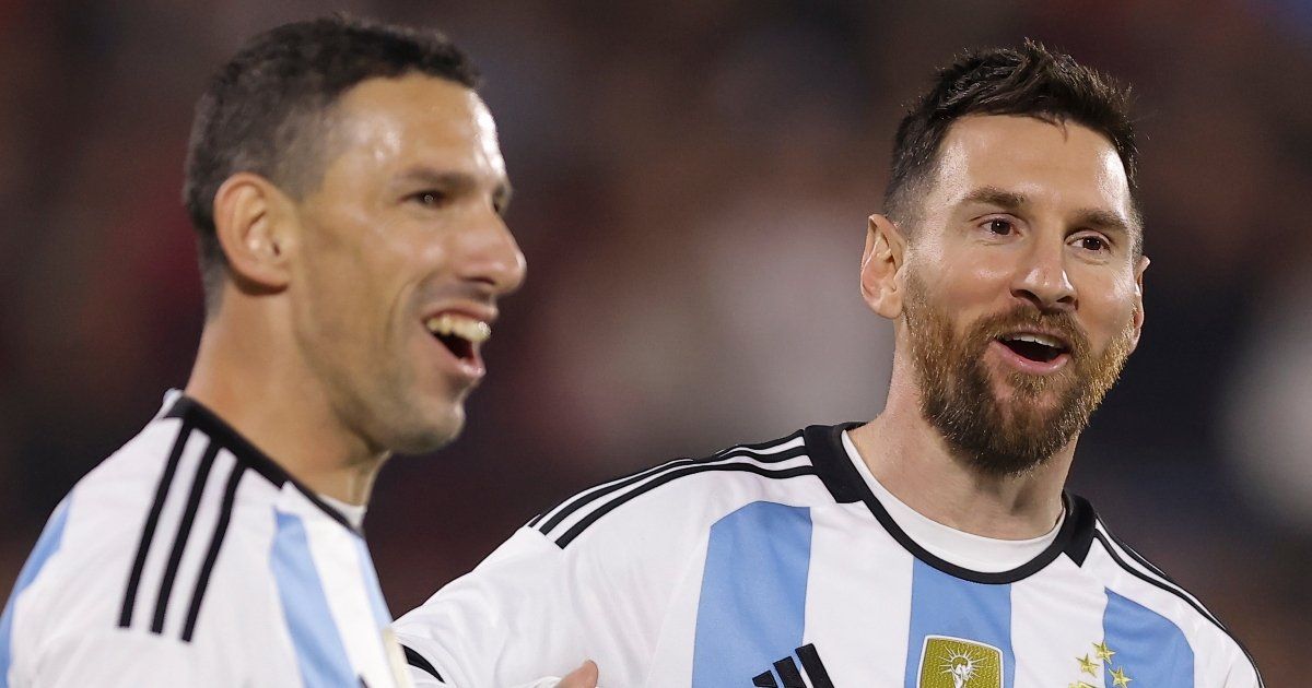 Messi sirve de invitado de honor en el adiós de Maxi Rodríguez