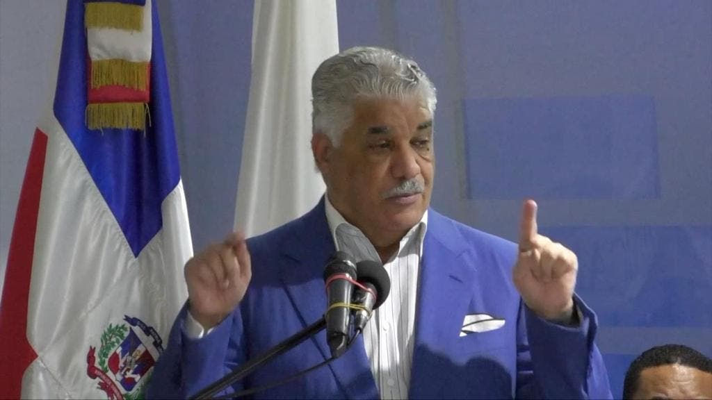Miguel Vargas: “Es innegable el nivel de deterioro que trae el gobierno a los servicios públicos”