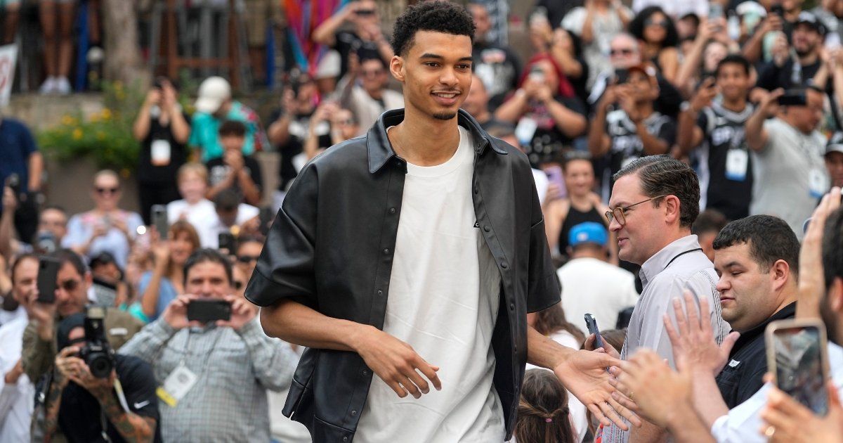 Nueva sensación de la NBA se niega a jugar en la Copa del Mundo Nueva sensación de la NBA se niega a jugar en la Copa del Mundo
