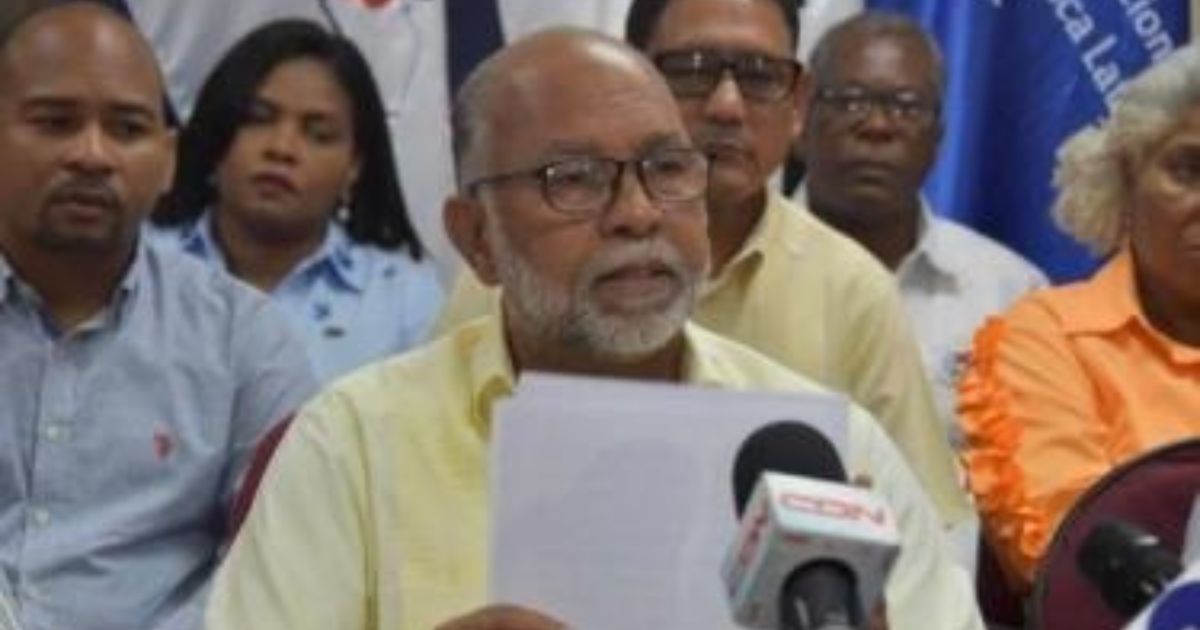 Presidente de la ADP denuncia falta de seguridad en escuelas dominicanas Presidente de la ADP denuncia falta de seguridad en escuelas dominicanas