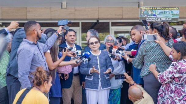 Procuradora General de la República, Miriam Germán Brito, se traslada a una residencia más segura tras amenazas de muerte