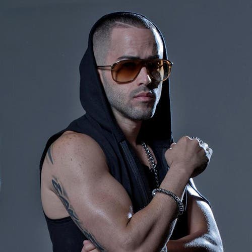 Yandel y Vico C actuarán en la cuarta edición de los Premios Tu Música Urbano Yandel y Vico C actuarán en la cuarta edición de los Premios Tu Música Urbano