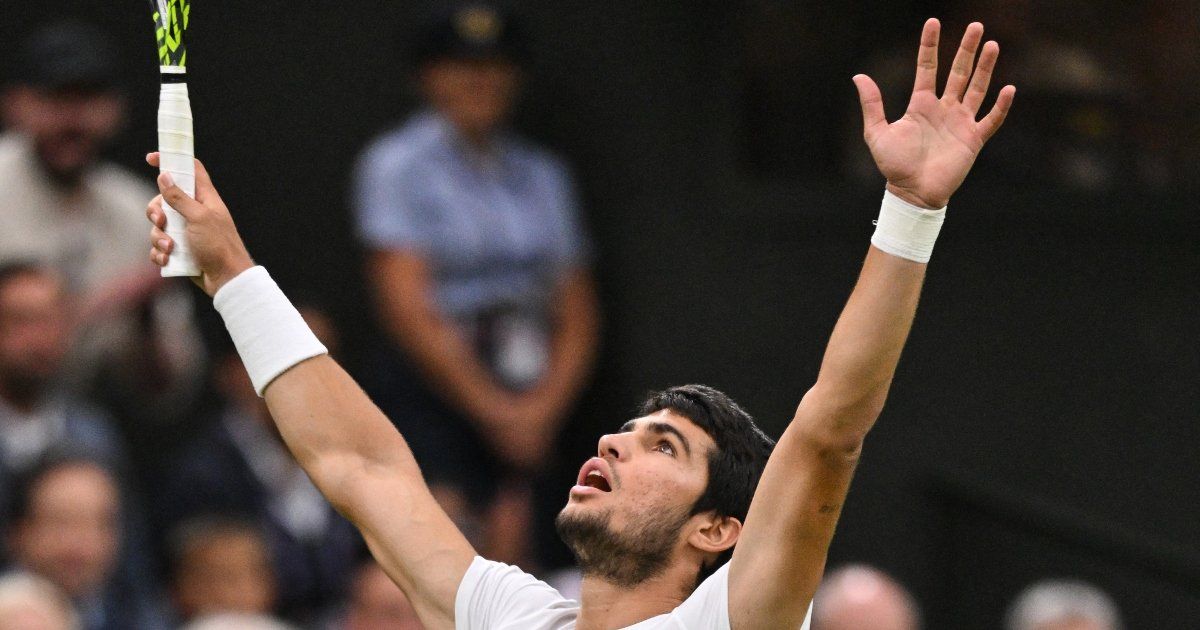 Alcaraz logra llegar a la final ante Djokovic