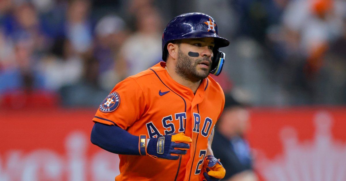 El venezolano José Altuve a la lista de lesionados