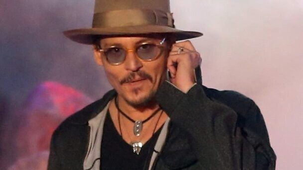 Johnny Depp canceló un concierto de Budapest tras una noche de fiestas, según medios