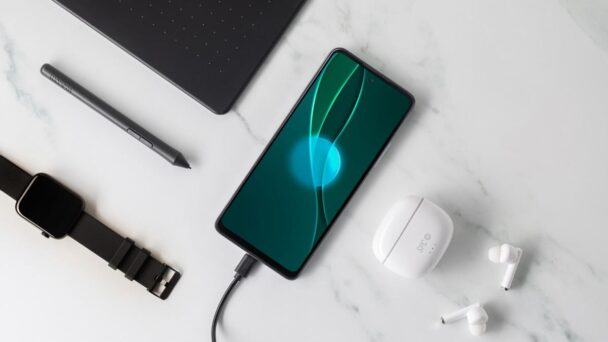 La compañía SPC anuncia el 'smartphone' Discovery Pro, por unos 159 euros