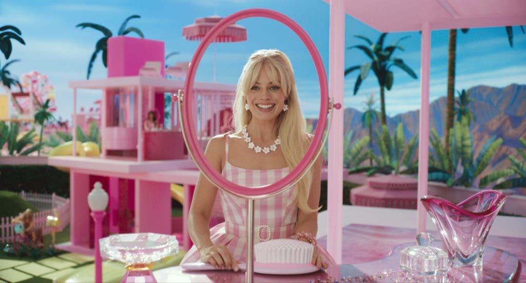 Margot Robbie, sobre “Barbie»: “Me sorprendió que Mattel nos dejara burlarnos de ellos» Margot Robbie, sobre “Barbie»: “Me sorprendió que Mattel nos dejara burlarnos de ellos»