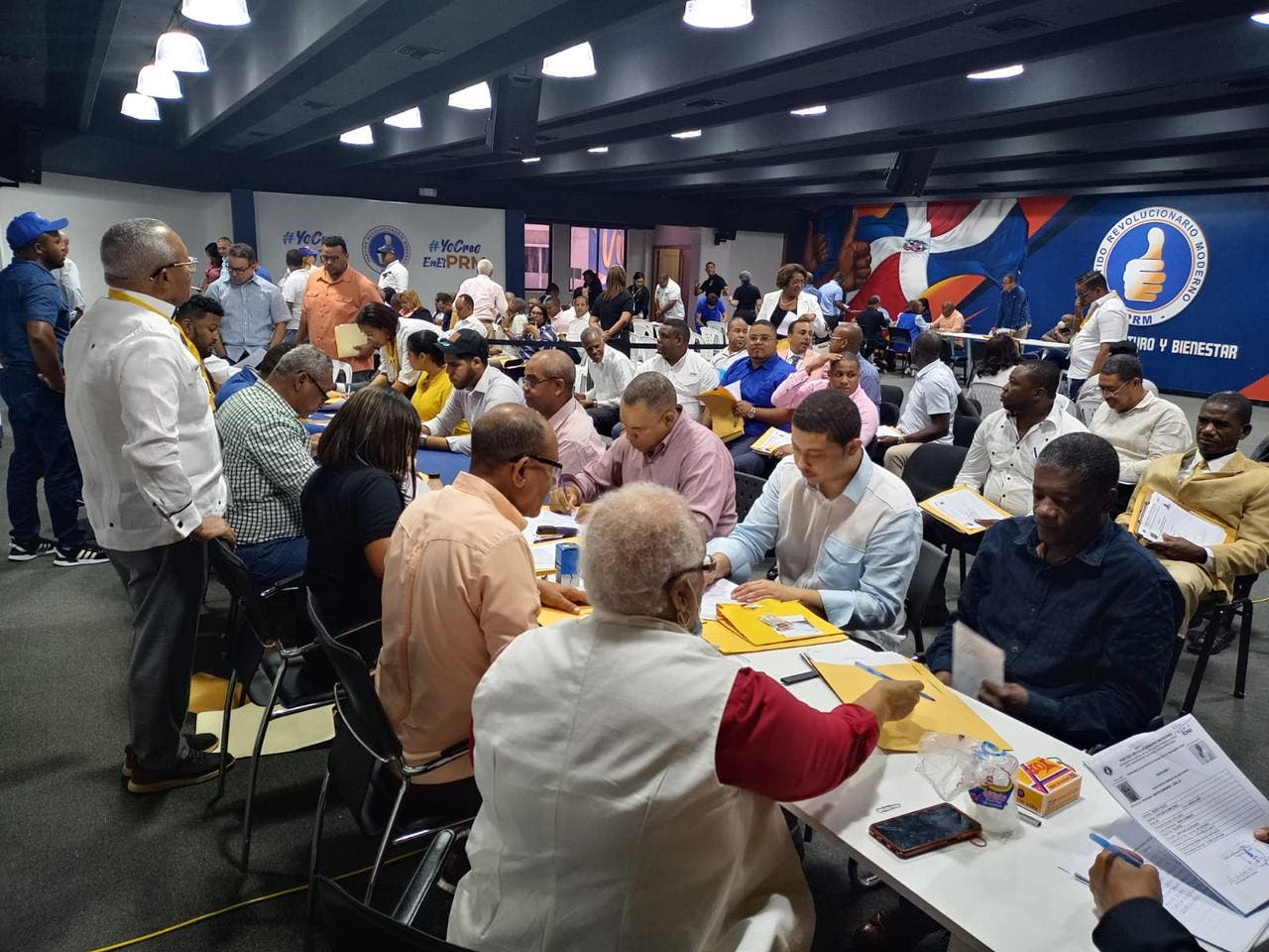 PRM recibe miles de inscripciones para cargos electivos legislativos y municipales PRM recibe miles de inscripciones para cargos electivos legislativos y municipales