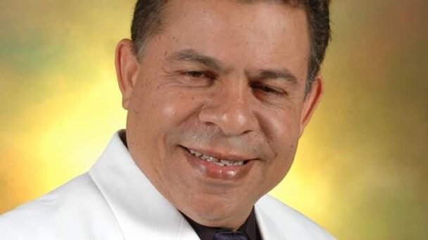 Raphy Rey celebra 50 años incursionando en la música cristiana