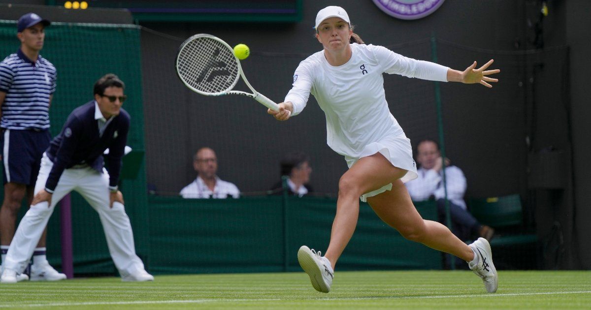 Swiatek arranca Wimbledon con autoridad Swiatek arranca Wimbledon con autoridad