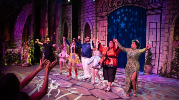Tueska debuta con éxito en el primer fin de semana de la comedia musical “Desencantada”