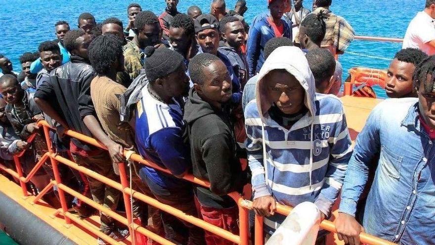 Urge una política migratoria común Urge una política migratoria común