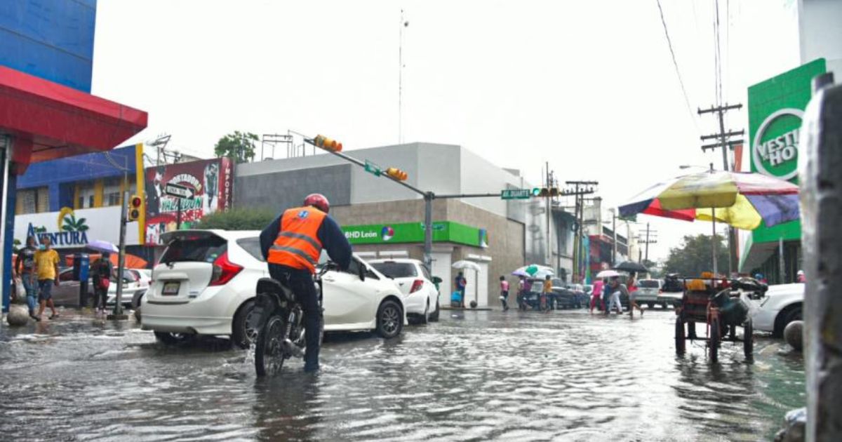 Alerta por Crecidas de Ríos e Inundaciones en República Dominicana Debido a Vaguada