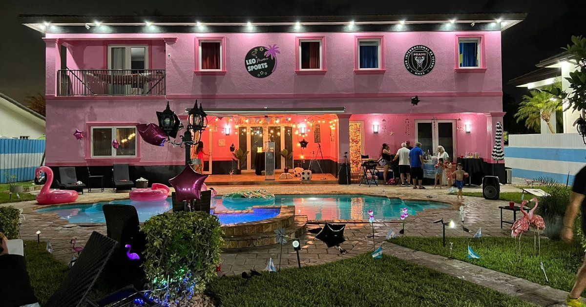 Con una Casa Rosada celebran a Lionel Messi en Miami