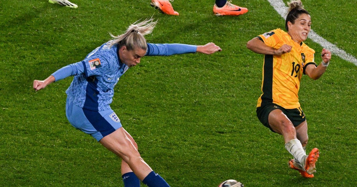 Inglaterra se interpone en el camino de la superioridad de la anfitriona y avanza a la final Inglaterra se interpone en el camino de la superioridad de la anfitriona y avanza a la final