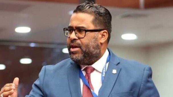 Senador de San Cristóbal elogia el trabajo de los organismos de socorro tras explosión