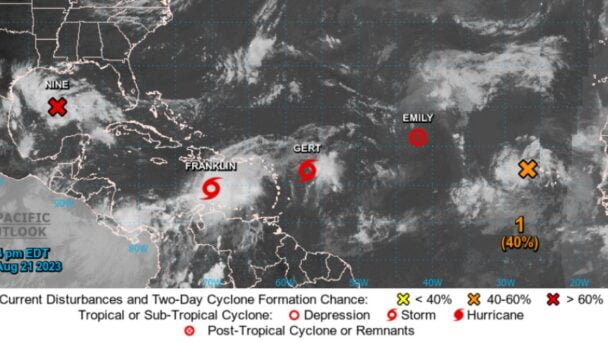 Tormenta Tropical Franklin Se Aproxima a la República Dominicana con Aviso de Tormenta Emitido