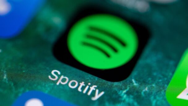 Bandas criminales de Suecia usan Spotify para lavar dinero, según un medio sueco