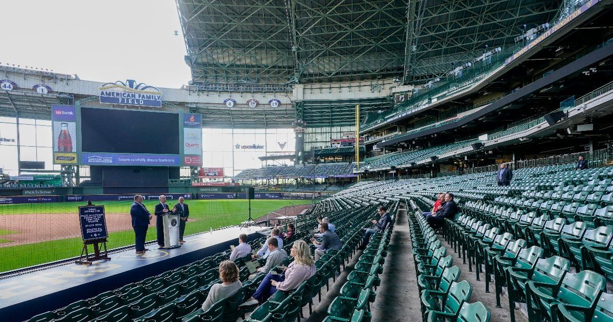 Buscan reparar y renovar otro estadio de la MLB Buscan reparar y renovar otro estadio de la MLB