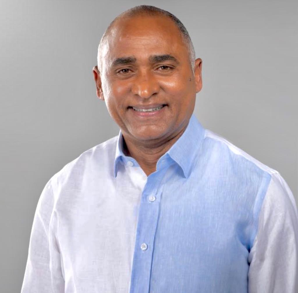 Diputado Julito Fulcar presenta proyecto de ley Diputado Julito Fulcar presenta proyecto de ley