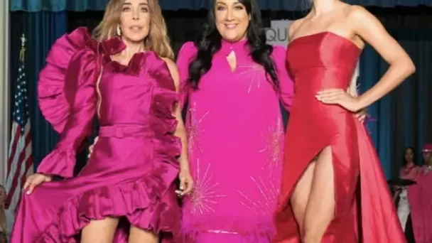 Giannina Azar se destaca en la Semana de de Moda en NY al estilo Barbie