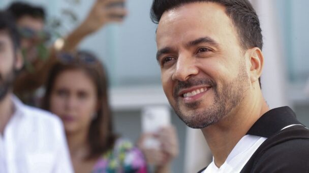 Luis Fonsi anuncia su gira «25 años” con inicio el 16 de febrero en Madrid