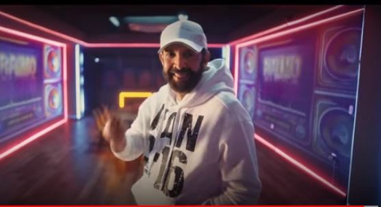 Mambo 23 mete a Juan Luis Guerra en un campo minado y sale contento del reto Mambo 23 mete a Juan Luis Guerra en un campo minado y sale contento del reto