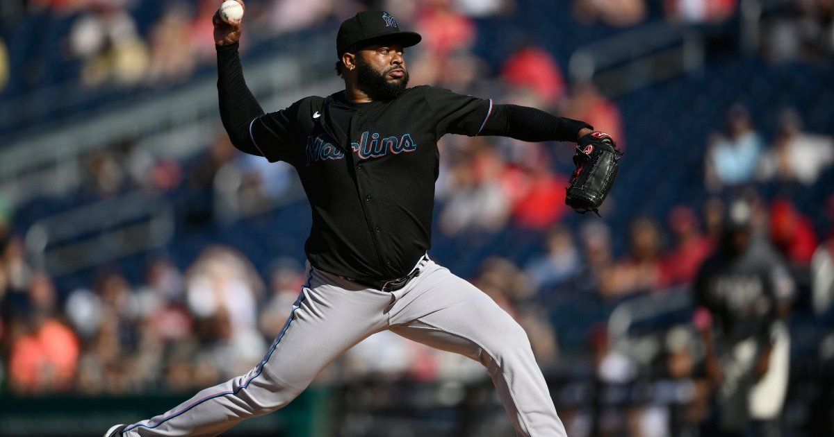 Marlins siguen en la contienda con tercera victoria consecutiva