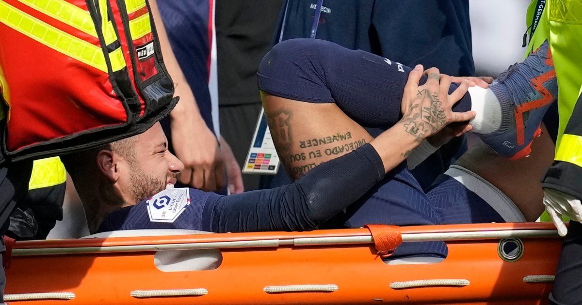 Neymar califica su paso por el PSG como un infierno Neymar califica su paso por el PSG como un infierno