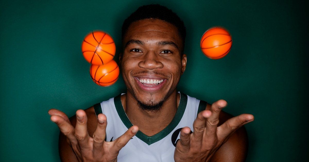 Antetokounmpo elogia al equipo por fichar a Lillard